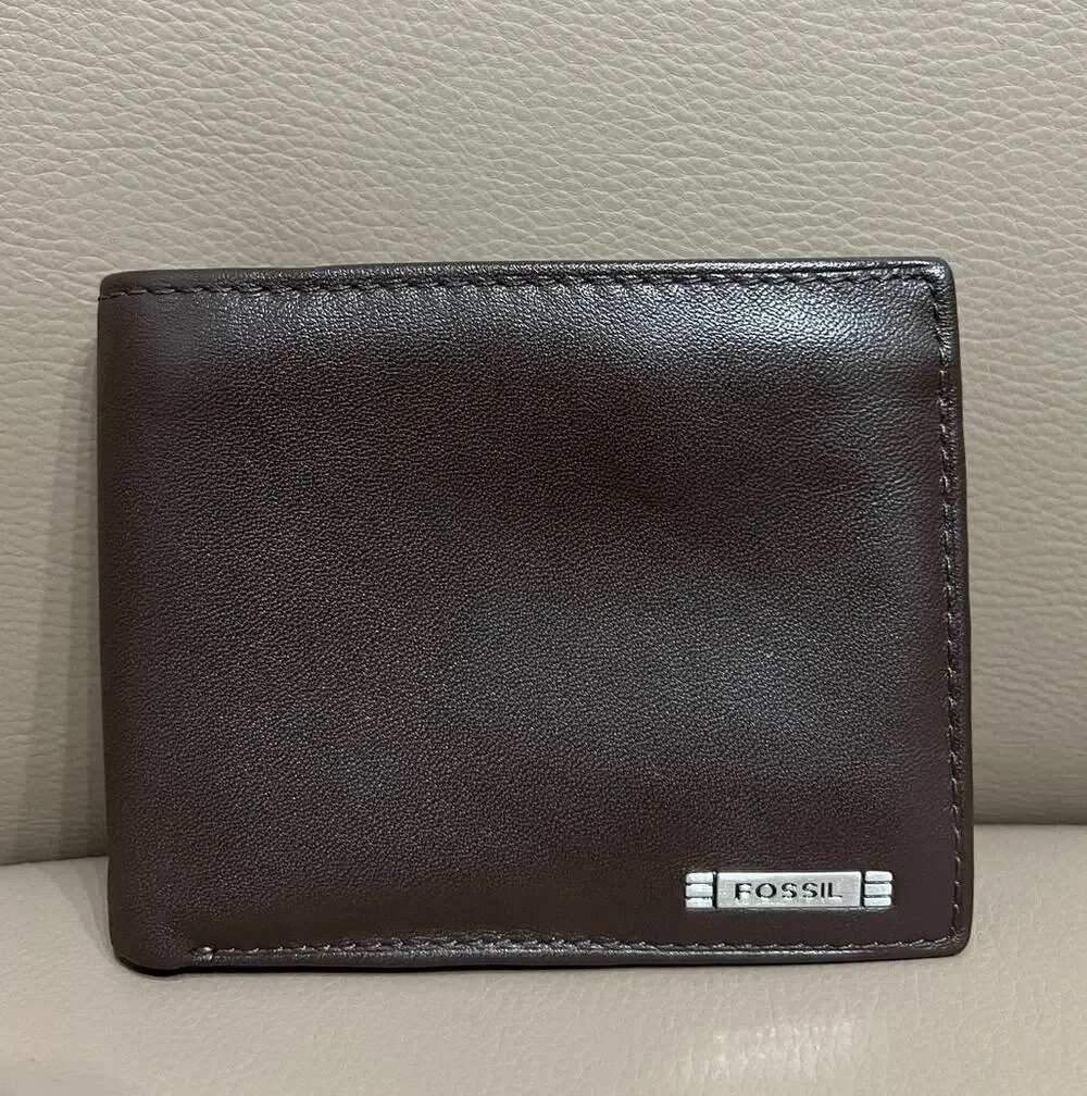 Fossil Mens Wallet Brown Genuine Leather Bifold Logo Zipper Plaid